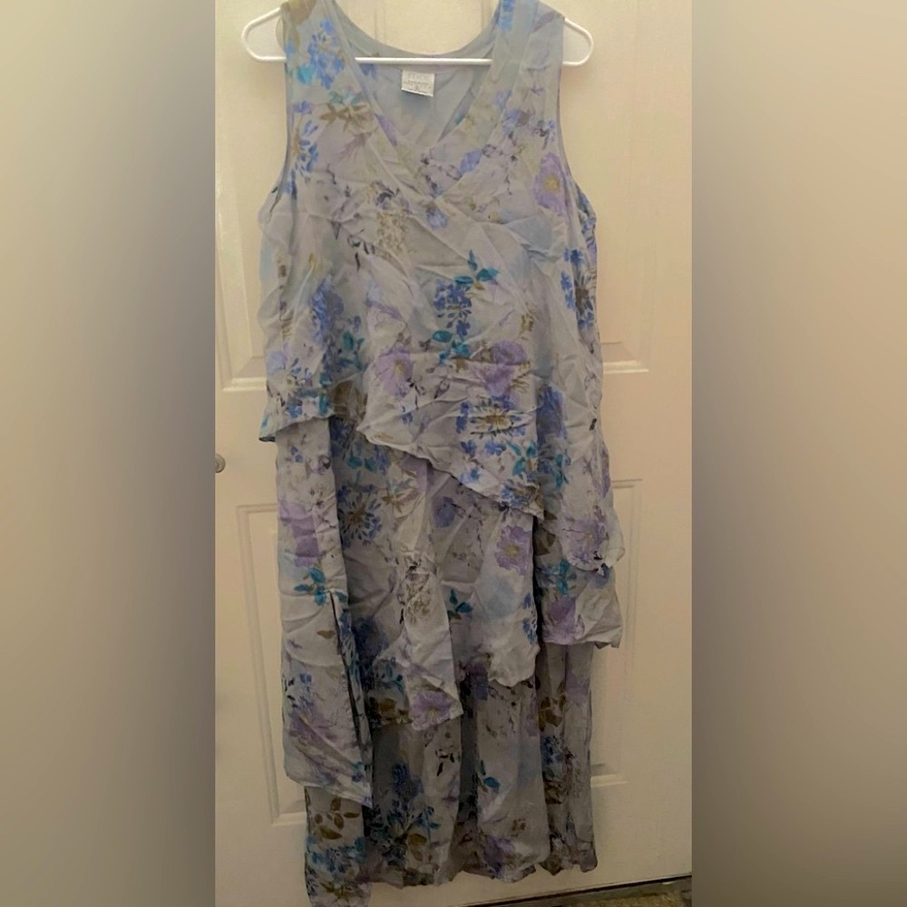 Color Me Cotton layered floral fairycore midi dress. Vneck and sleeveless. Large